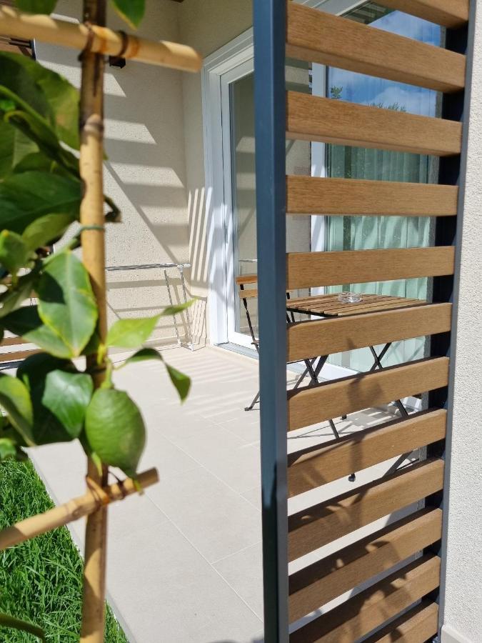 Marea Retreat Rooms مارينا دي كاميروتا المظهر الخارجي الصورة