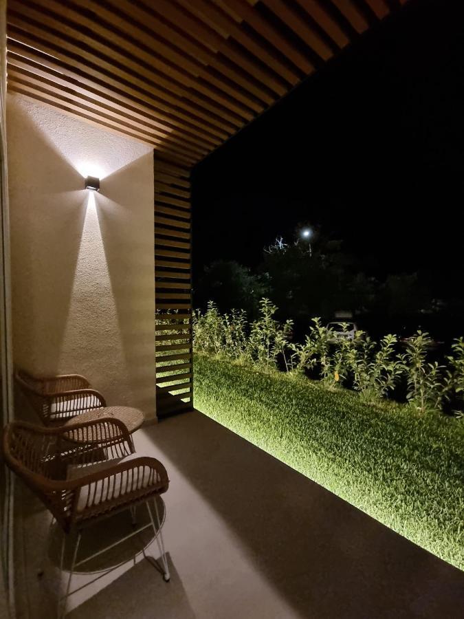 Marea Retreat Rooms مارينا دي كاميروتا المظهر الخارجي الصورة