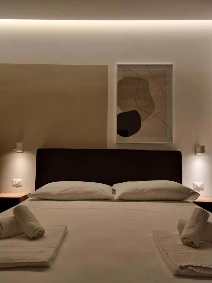 Marea Retreat Rooms مارينا دي كاميروتا المظهر الخارجي الصورة